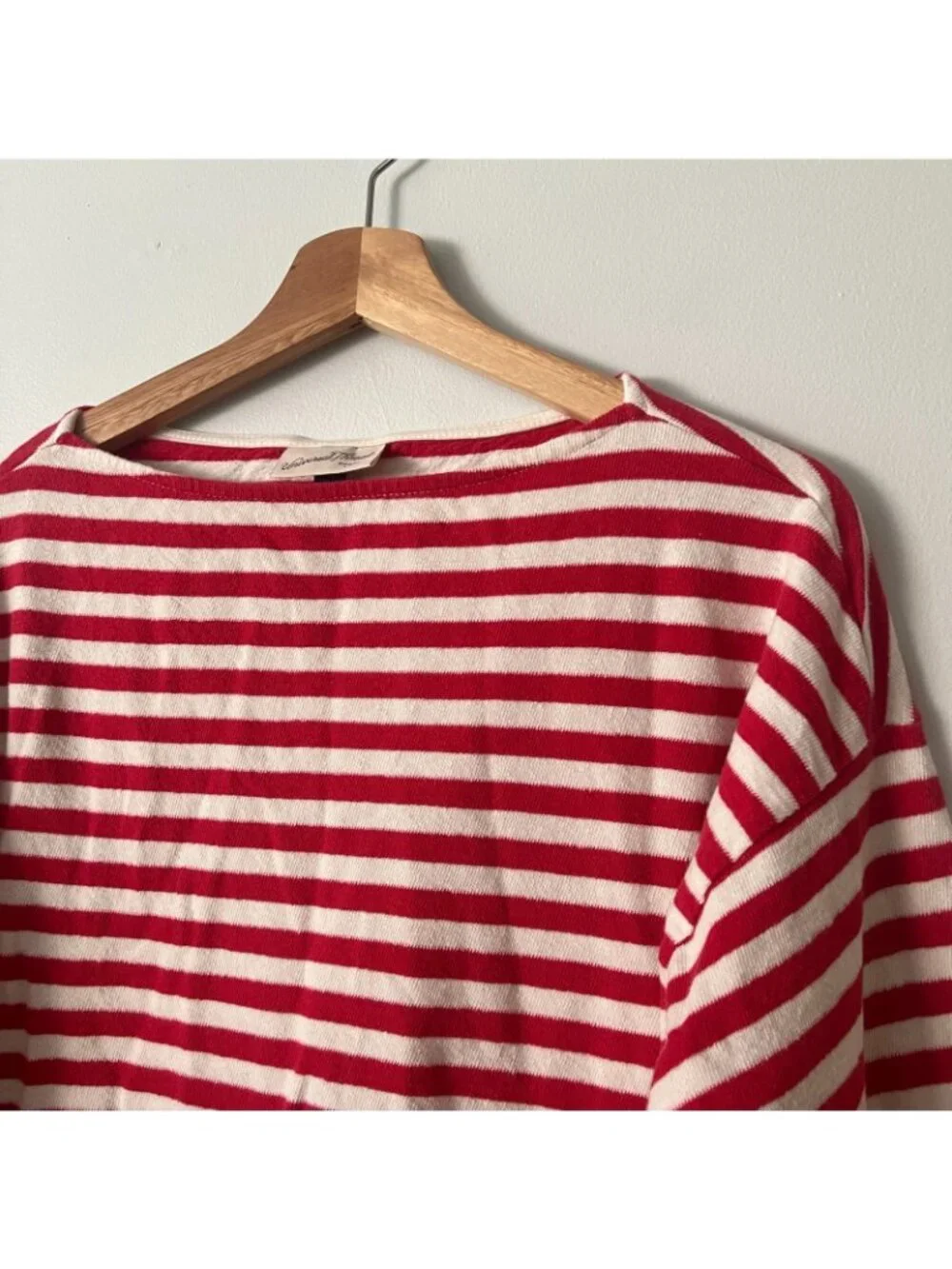 Universal Thread Red & White Stripe Boat Neck Long Sleeve Shirt Women's Size L - Picture 3 of 9